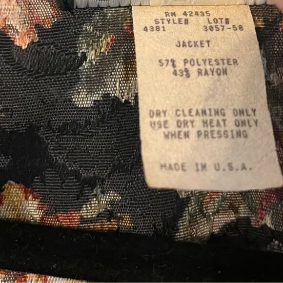 Dawn Joy Black Floral Jacket - Picture 7 of 7